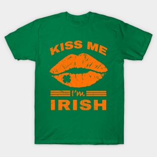 Kiss Me I'm Irish St Patrick's Day T-Shirt